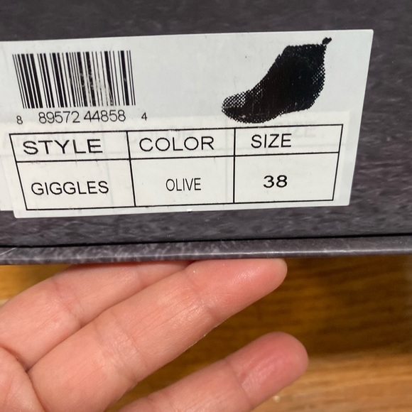 Bernie Mev Woven Giggles Memory Foam Wedges  Women’s boots Size 37 New - Picture 11 of 12